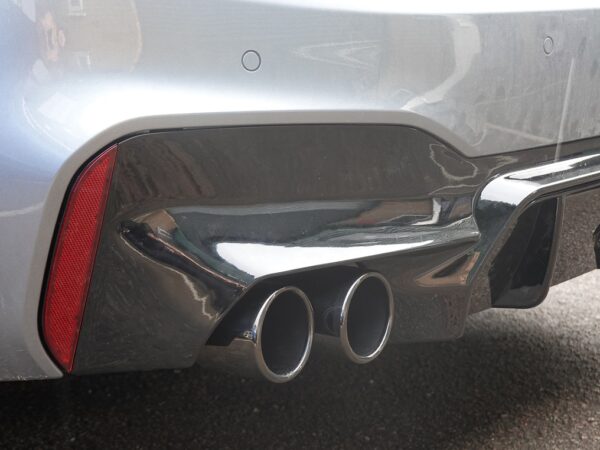 Bmw 5 series g30 g31 m5 style stainless steel gloss black quad exhaust tips