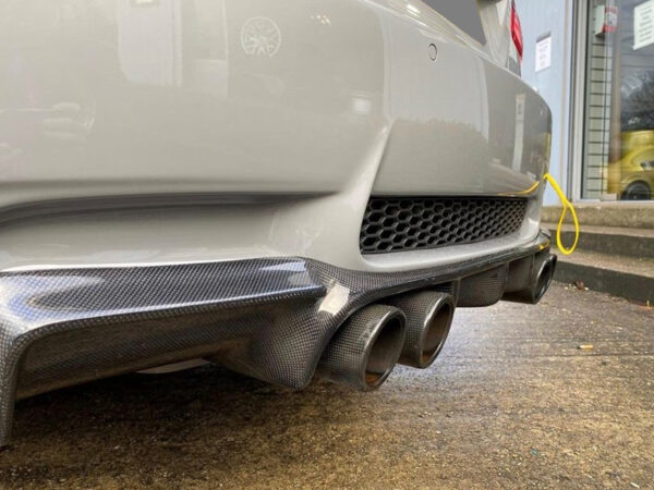 Bmw 3 series e92 e93 m3 v style carbon fiber rear diffuser