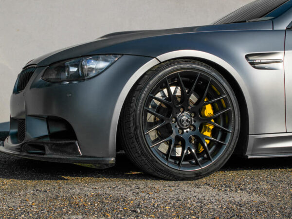 Bmw e90 e92 e93 m3 gts vrs style carbon fiber front splitter w/ undertray