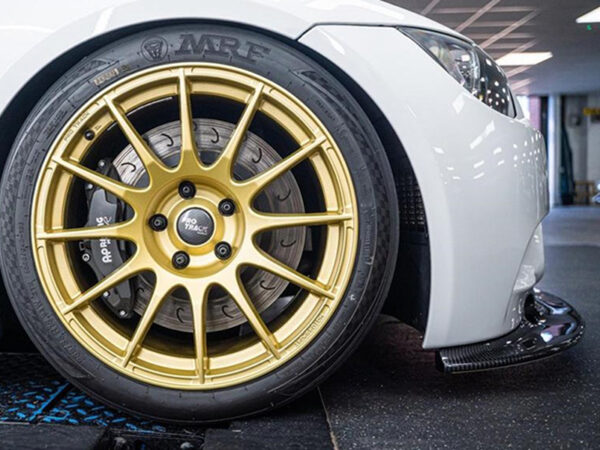 Bmw e90 e92 e93 m3 gt4 style carbon fiber front splitter