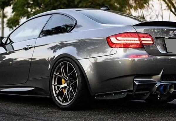 Bmw e92 e93 m3 vrs style carbon fiber rear diffuser system