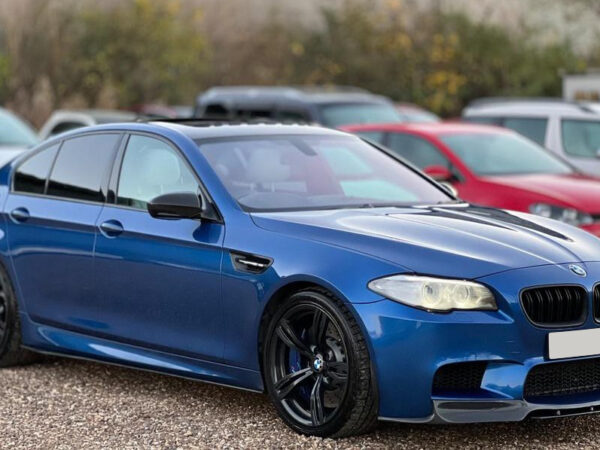 Bmw f10 m5 carbon fiber vrs style front splitter