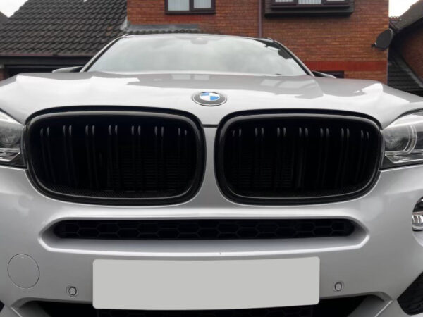 Bmw x5 x6 x5m x6m f15 f16 f85 f86 m style carbon fiber double kidney grilles