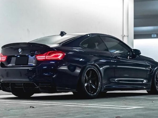 Bmw m4 f82 3d style carbon fiber boot spoiler