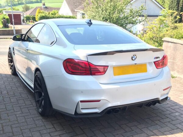 Bmw f80 f82 f83 m3 m4 3d style carbon fiber rear diffuser