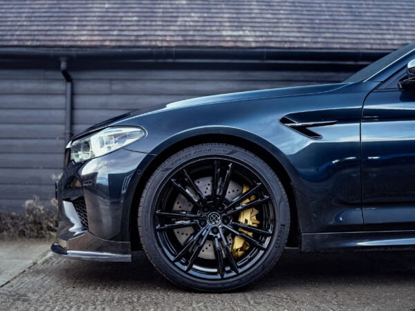 Bmw f90 m5 pre lci carbon fiber 3d style front splitter