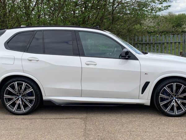 Bmw x5 g05 m sport gloss black full body kit v1