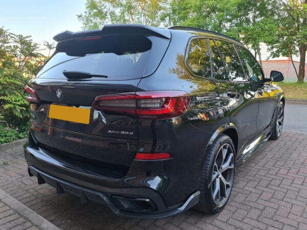Bmw x series g05 x5 m sport competition carbon fiber rear diffuser