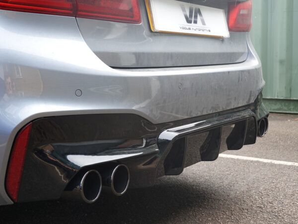 Bmw 5 series m sport g30 g31 m5 style gloss black rear diffuser