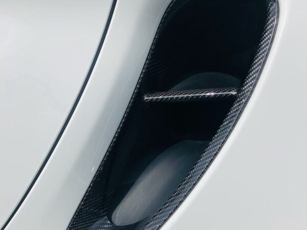 Porsche 981 boxster cayman prepreg carbon fiber rear side fender vents