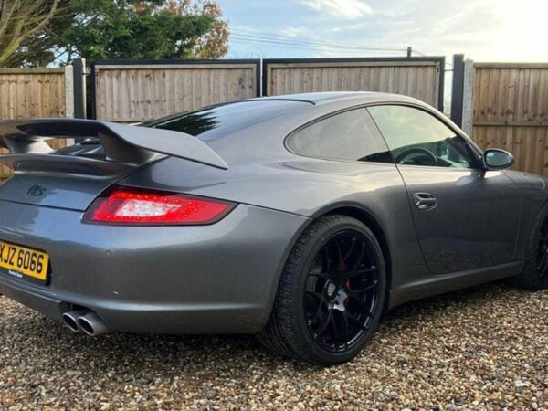 Porsche 911 997 carbon fiber gt2m style rear wing boot spoiler with boot lid