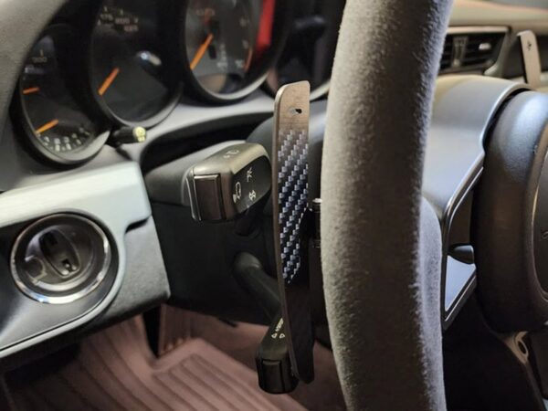 Porsche 911 991. 2 cayman 718 cayenne macan magnetic carbon fiber steering wheel paddle shifters
