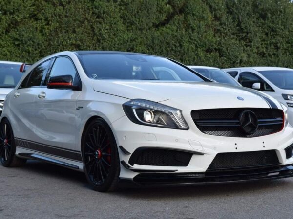 Mercedes-benz a class w176 a45 amg revozport style carbon fiber front splitter