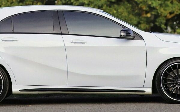 Mercedes-benz a class a45 w176 cla45 c117 x117 amg style carbon fiber side skirts