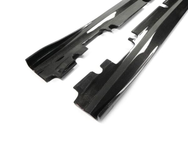 Mercedes-benz a class a45 w176 cla class cla45 c117 revozport style carbon fiber side skirts