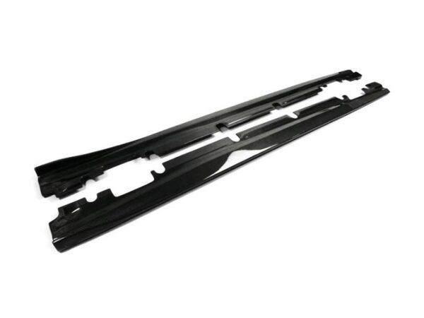 Mercedes-benz a class a45 w176 cla class cla45 c117 revozport style carbon fiber side skirts