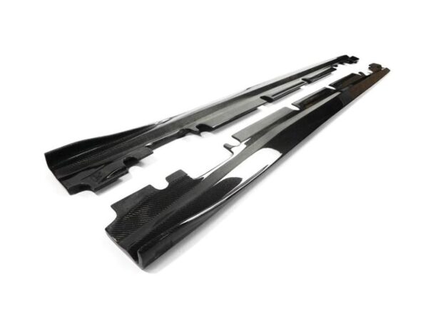 Mercedes-benz a class a45 w176 cla class cla45 c117 revozport style carbon fiber side skirts
