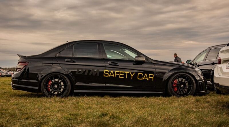 Mercedes-benz c class w204 saloon rt style gloss black boot spoiler