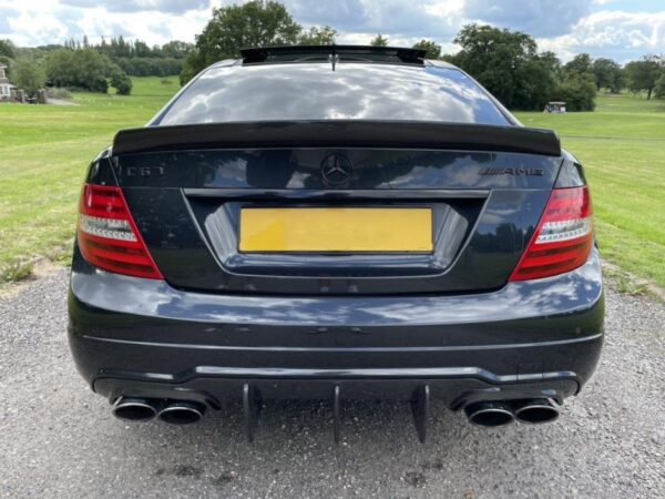 Mercedes-benz c204 s204 w204 c63 amg dtm style carbon fiber rear diffuser