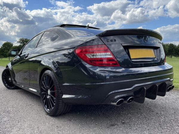 Mercedes-benz c204 s204 w204 c63 amg dtm style carbon fiber rear diffuser