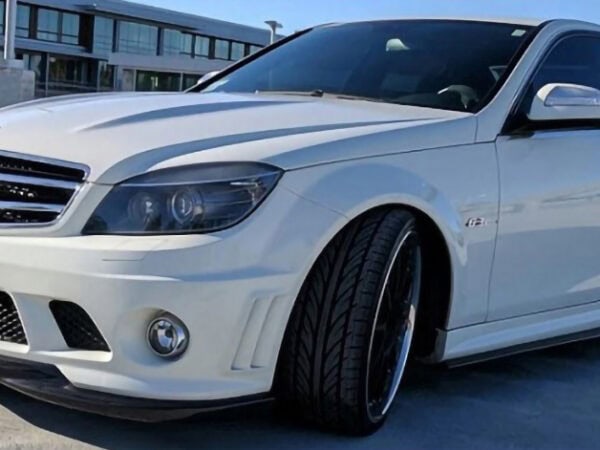 Mercedes-benz c class c204 s204 w204 c63 amg carbon fiber side skirts