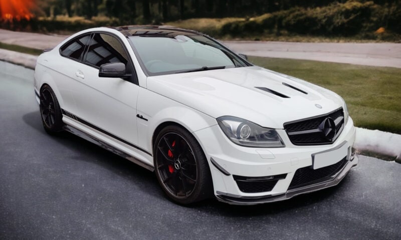 Mercedes-benz c class c204 s204 w204 c63 amg carbon fiber side skirts