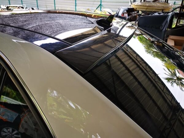 Mercedes benz e class w212 amg saloon carbon fiber roof spoiler