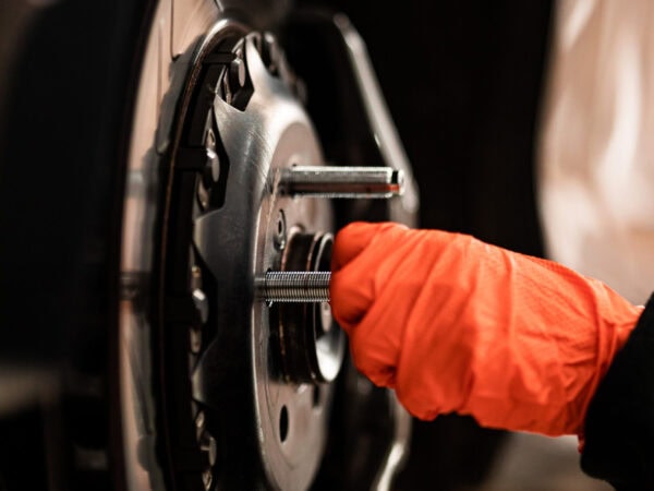 Mmr wheel stud nut kit 52084167471 o scaled