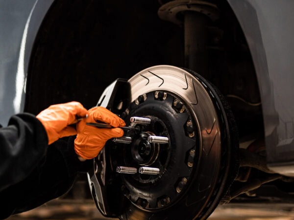 Mmr wheel stud nut kit 52084191978 o scaled