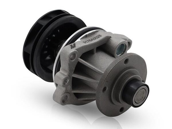 Alternative view of Mishimoto BMW M52 M54 S50 S52 PERFORMANCE WATER PUMP