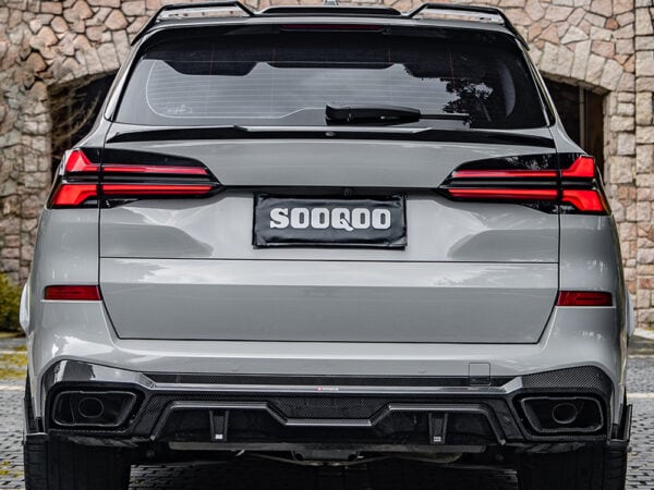 Alternative view of SOOQOO BMW G05 X5 LCI Prepreg CARBON FIBRE Rear Diffuser Set