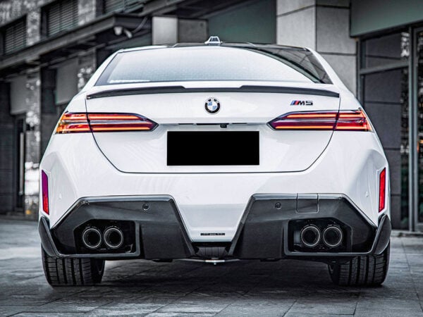 Alternative view of BMW G90 G99 M5 Performance Style Prepreg CARBON FIBRE Rear Diffuser Set