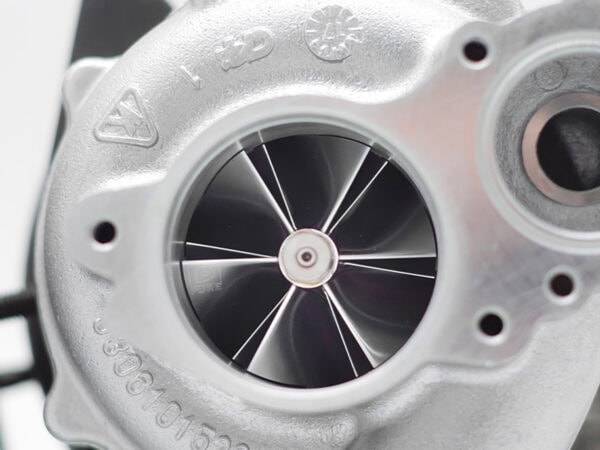 Alternative view of Pure Turbos Porsche 997 Pure 850 68mm Turbo