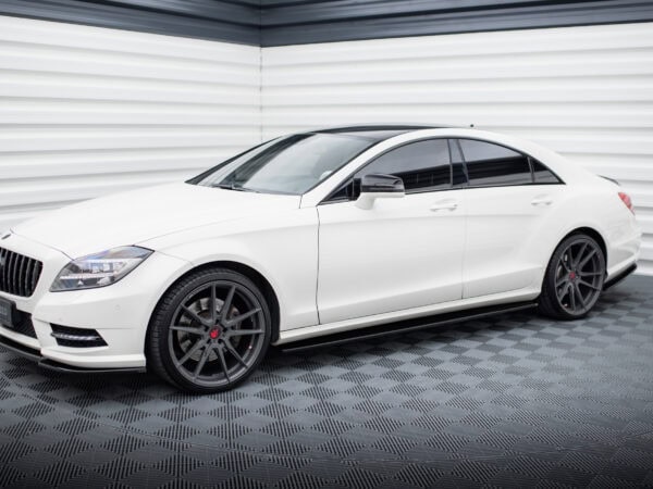 Alternative view of Maxton Design Gloss Black Side Skirts For Mercedes-Benz AMG C218