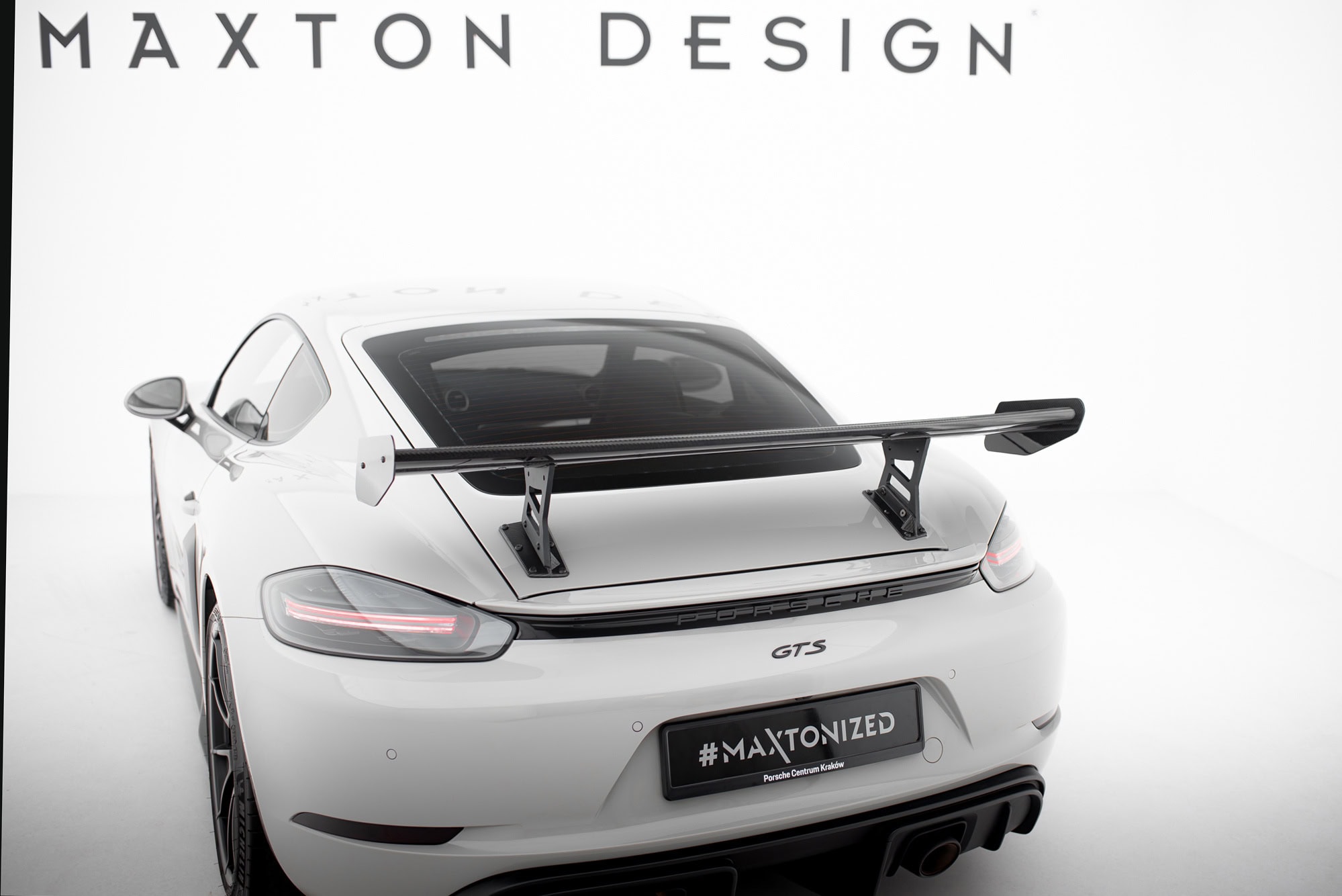 Maxton design prepreg carbon fibre spoiler with internal brackets uprights v. 1 for porsche 718 cayman 982c - image 4