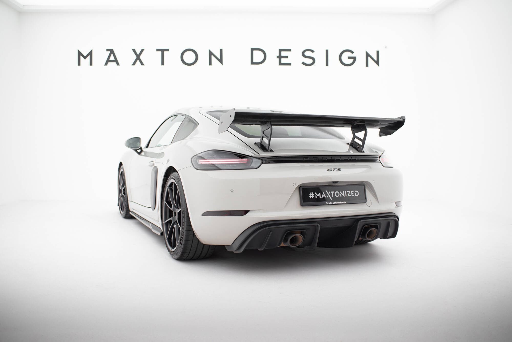 Maxton design prepreg carbon fibre spoiler v. 2 for porsche 718 cayman 982c - image 3