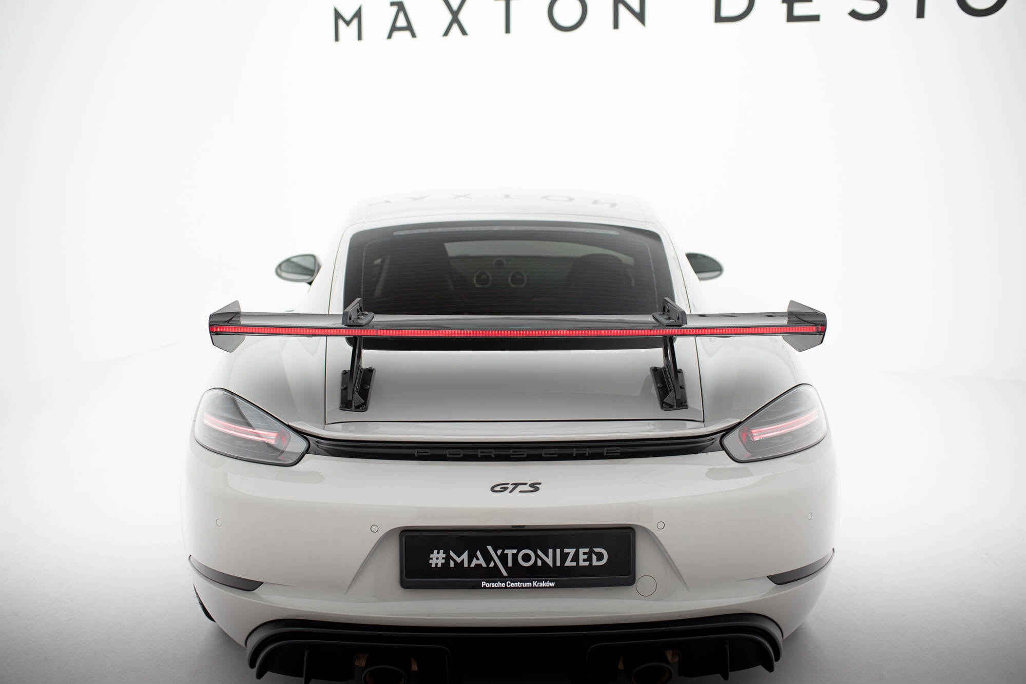 Maxton design prepreg carbon fibre spoiler v. 1 with upper swan mount + led for porsche 718 cayman 982c - image 11