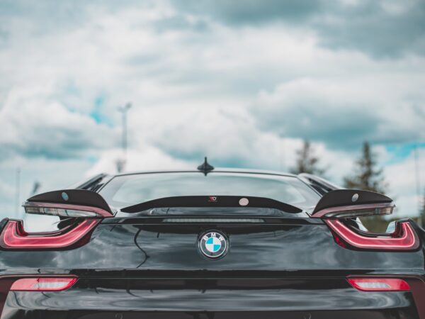 Pol po central cap spoiler bmw i8 10309 3