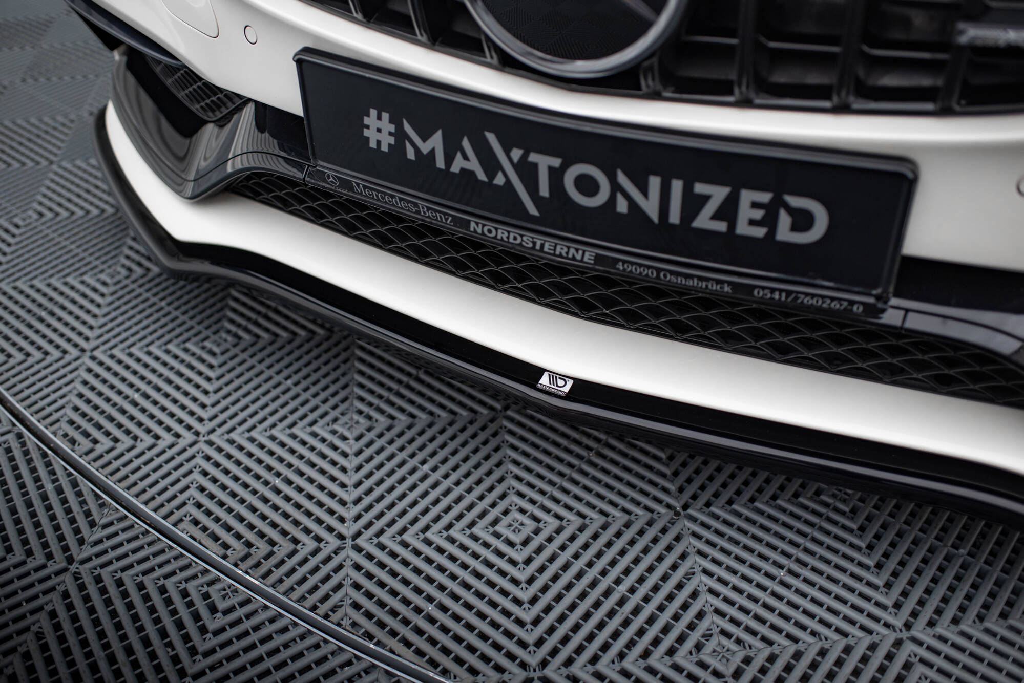 Maxton design gloss black front splitter v. 1 for mercedes-benz amg c63 w205 s205 - image 3