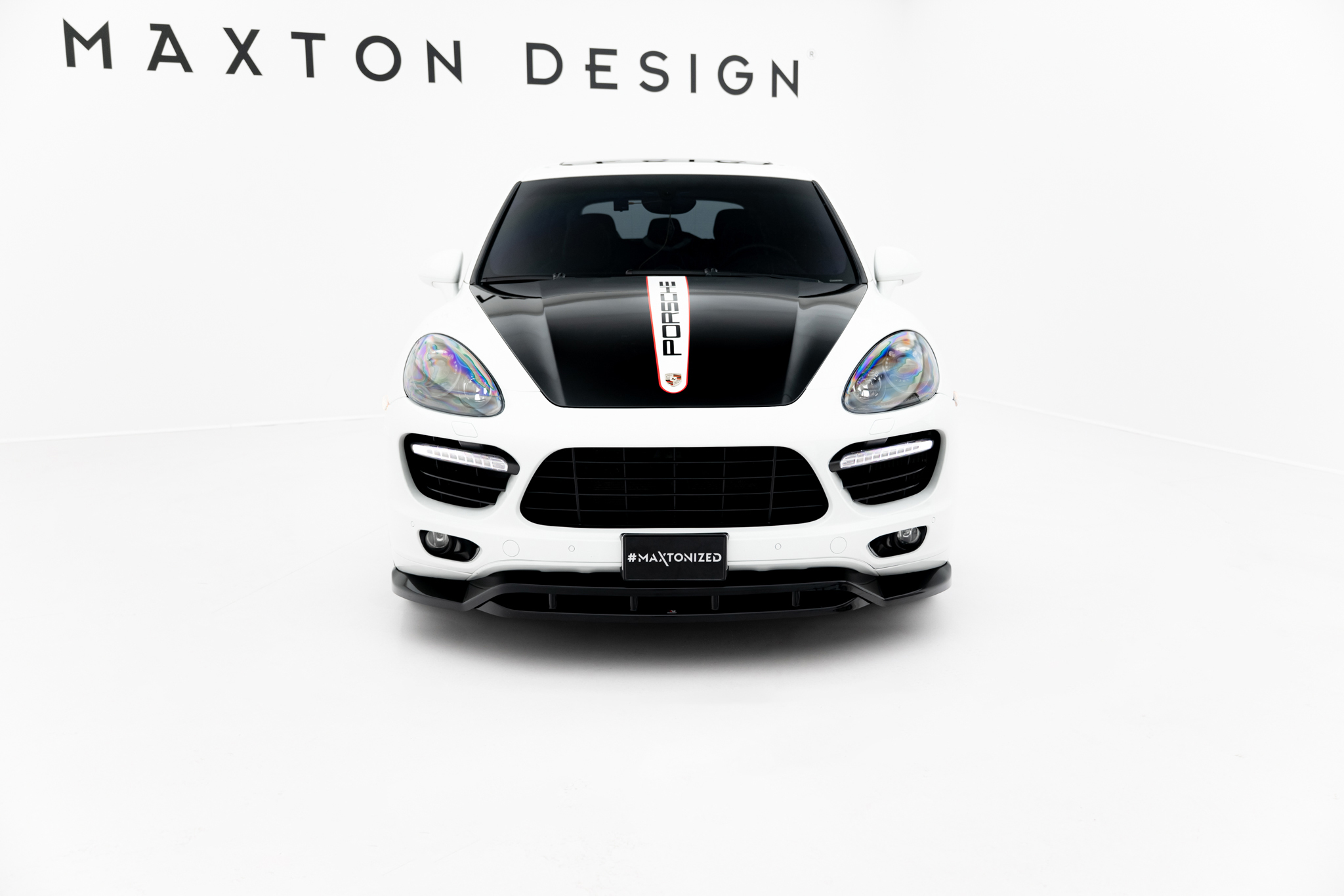 Maxton design gloss black front splitter for porsche cayenne 92a mk2 - image 2