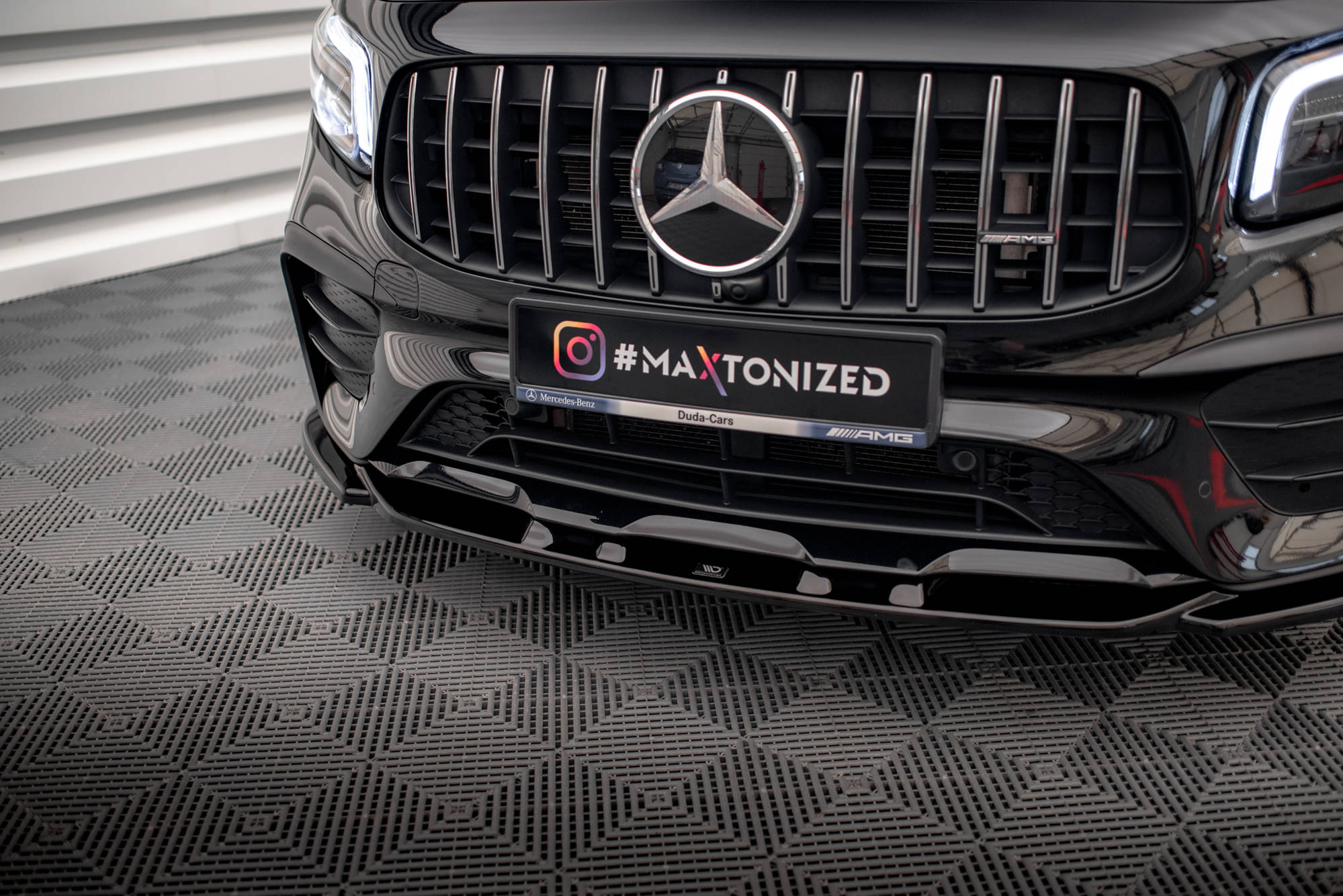 Maxton design gloss black front splitter v. 2 for mercedes-benz amg glb35 x247 - image 3