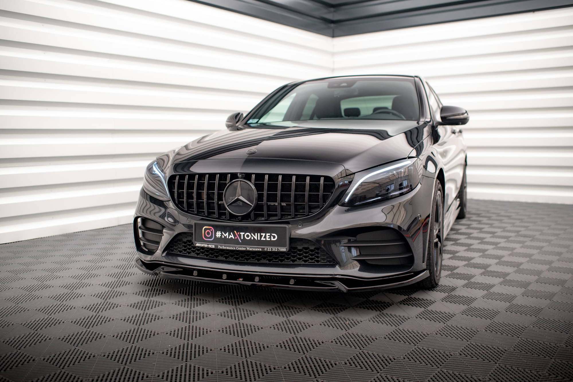Maxton design gloss black front splitter v. 2 for mercedes-benz amg w205 c205 s205 lci - image 4