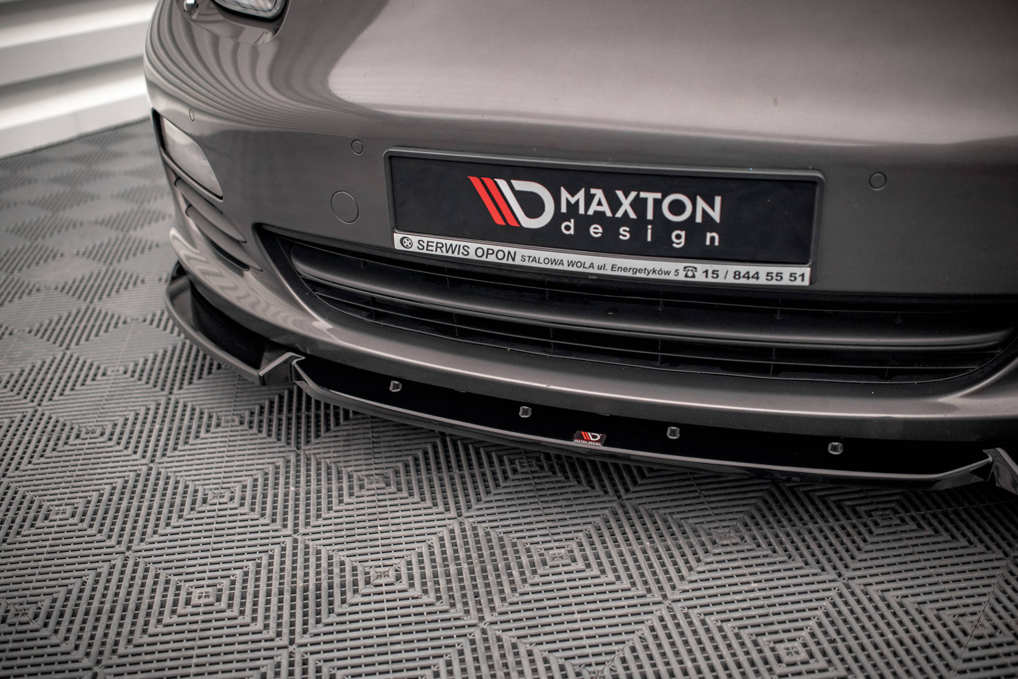 Maxton design gloss black front splitter v. 2 for porsche panamera 970 - image 4