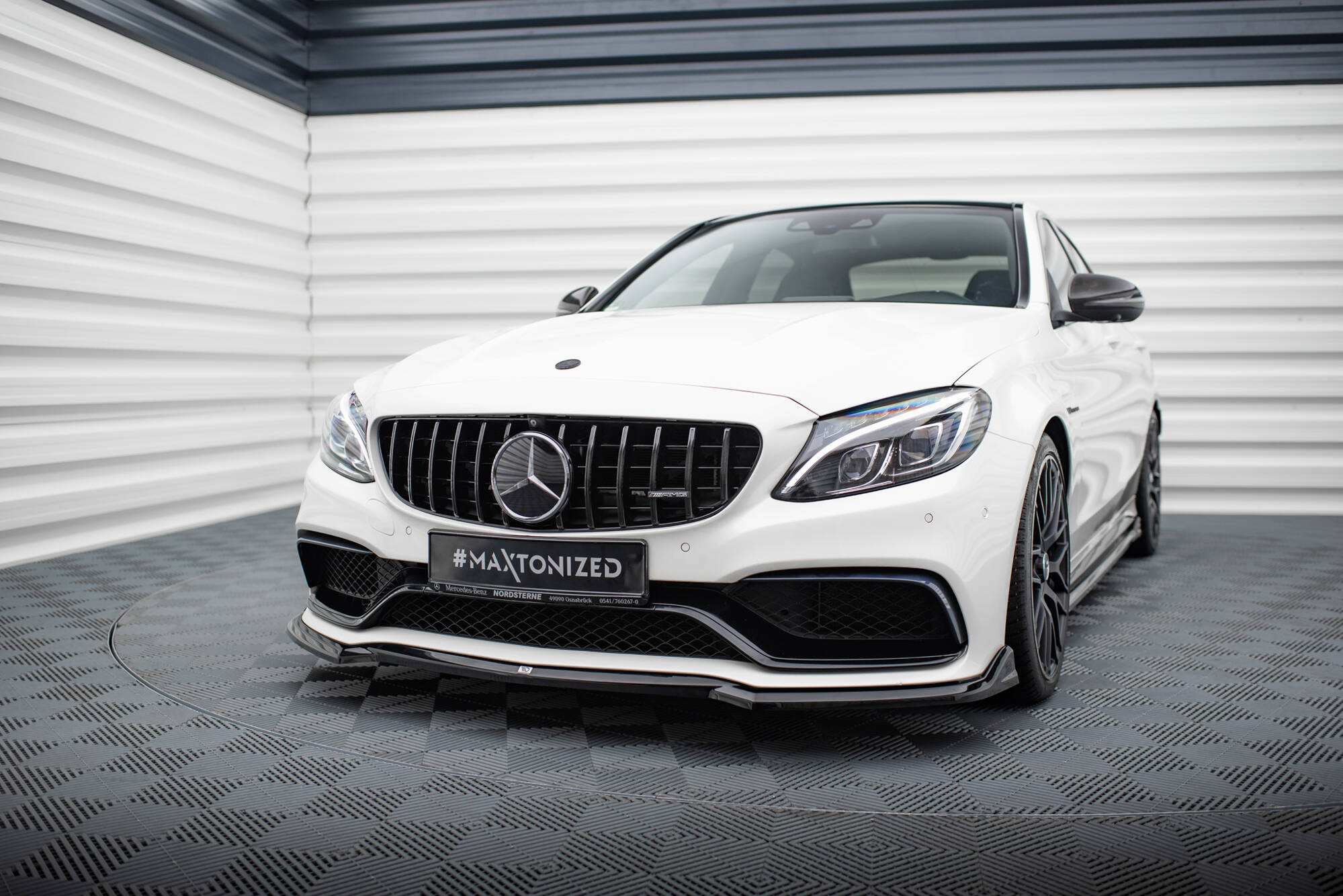Maxton design gloss black front splitter v. 3 for mercedes-benz amg c63 w205 s205 - image 3