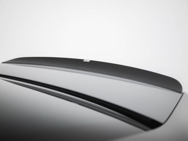 Alternative view of Maxton Design Prepreg Carbon Fibre Boot Spoiler For BMW 7 Series G11