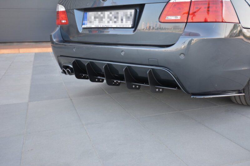 Maxton design gloss black rear diffuser for bmw 5 series e61 m sport