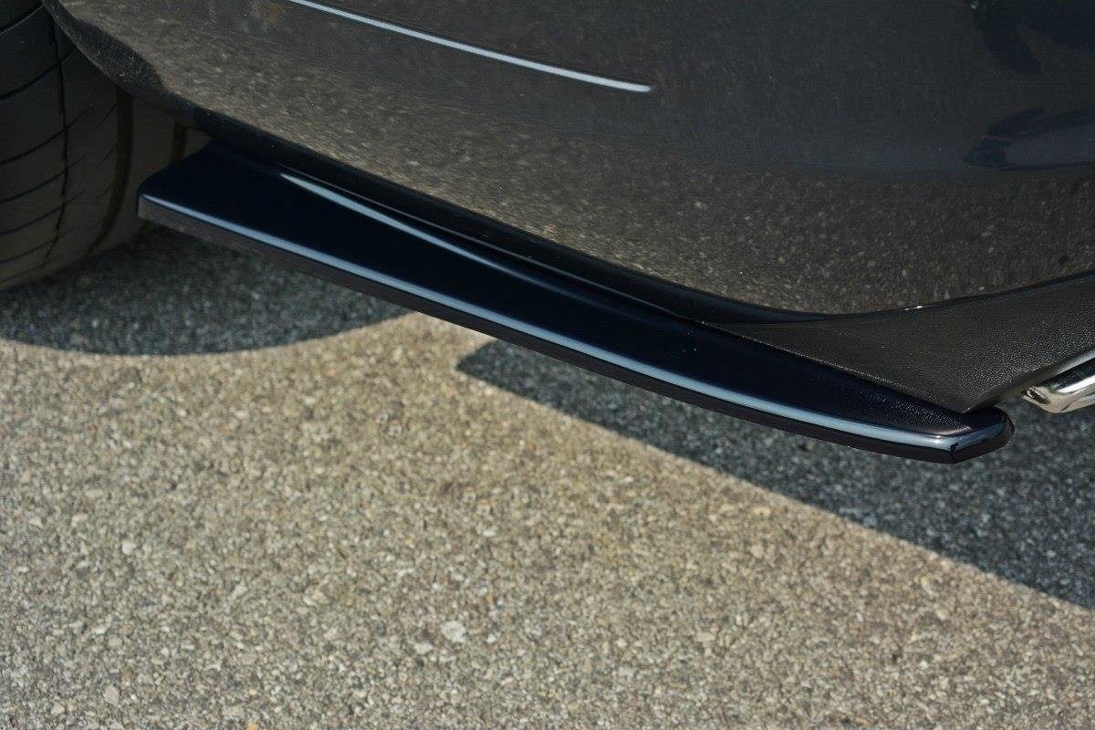 Maxton design gloss black rear corner splitters for mercedes-benz c207 lci - image 4