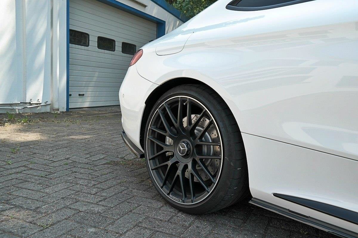 Maxton design gloss black rear corner splitters for mercedes-benz amg c205 c63 - image 5