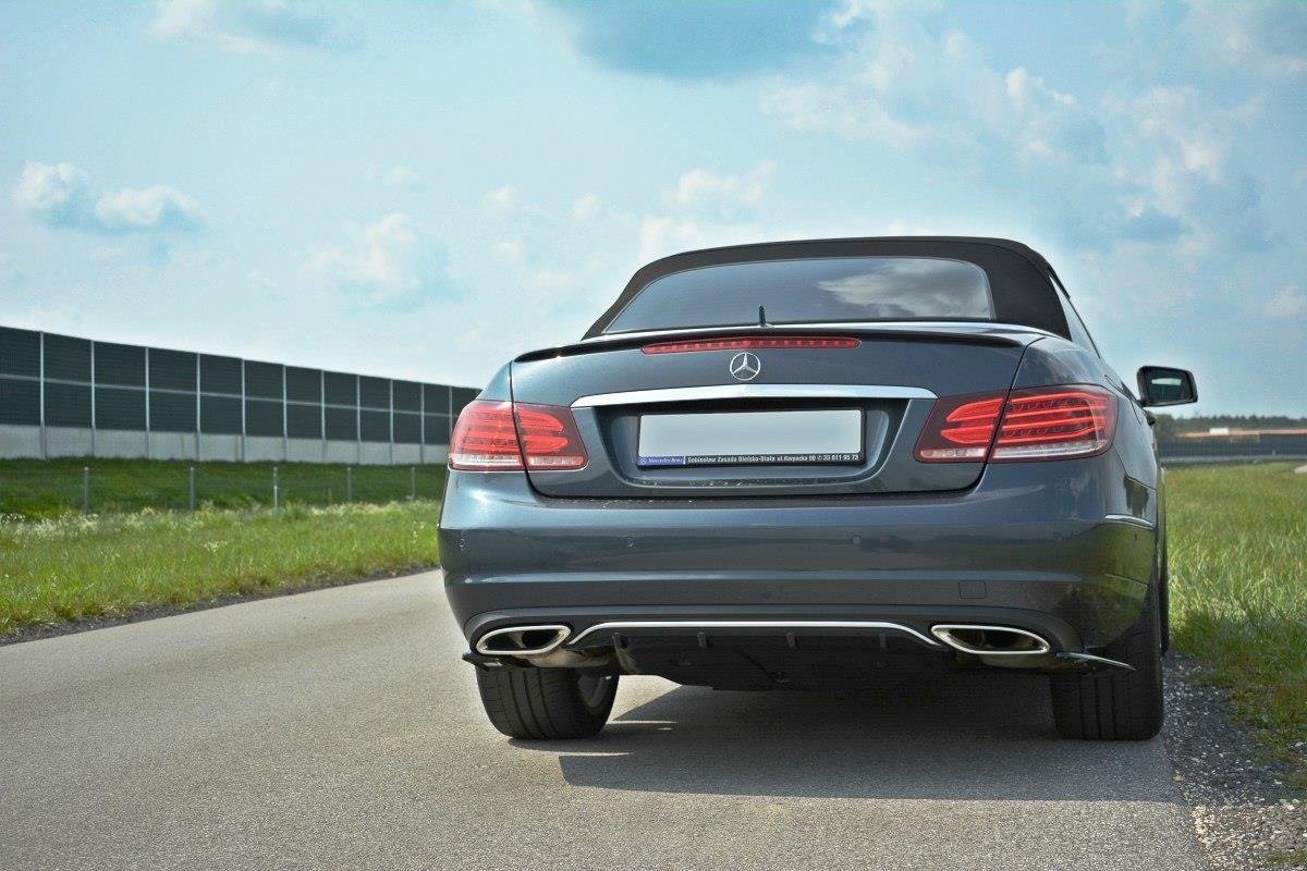 Maxton design gloss black rear diffuser for mercedes-benz c207 lci - image 2