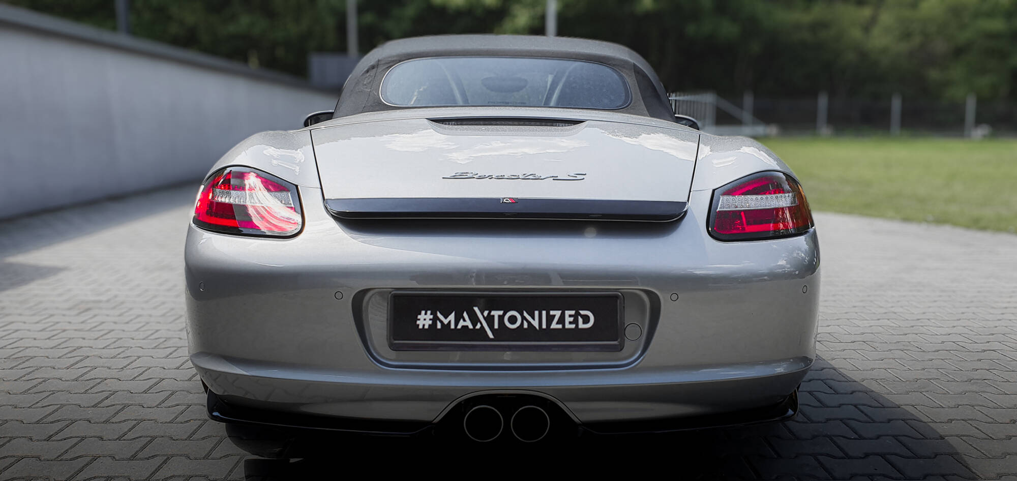 Maxton design gloss black rear corner splitters for porsche boxster 987 - image 3